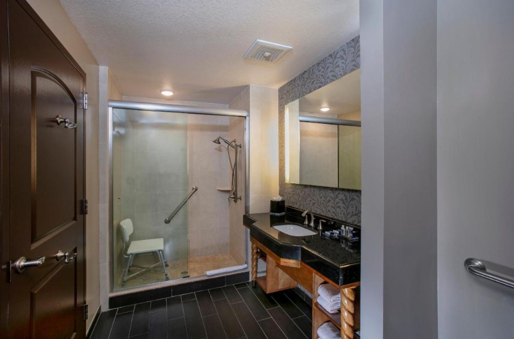 Room image 5